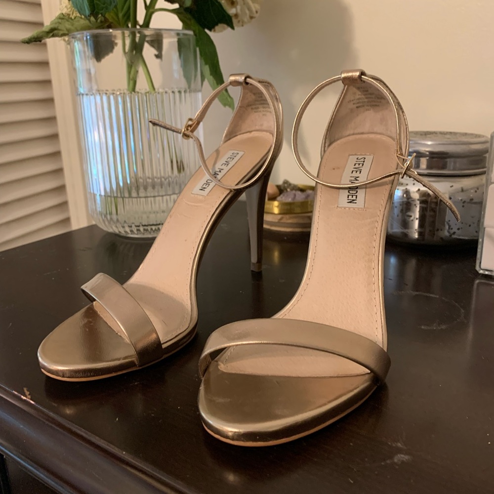 Steve Madden Stecy Gold Sandal